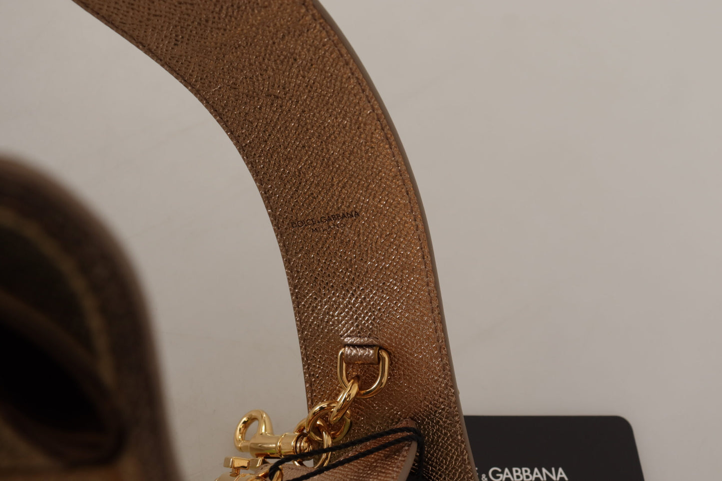 Dolce & Gabbana Eleganter Schultergurt aus goldenem Leder