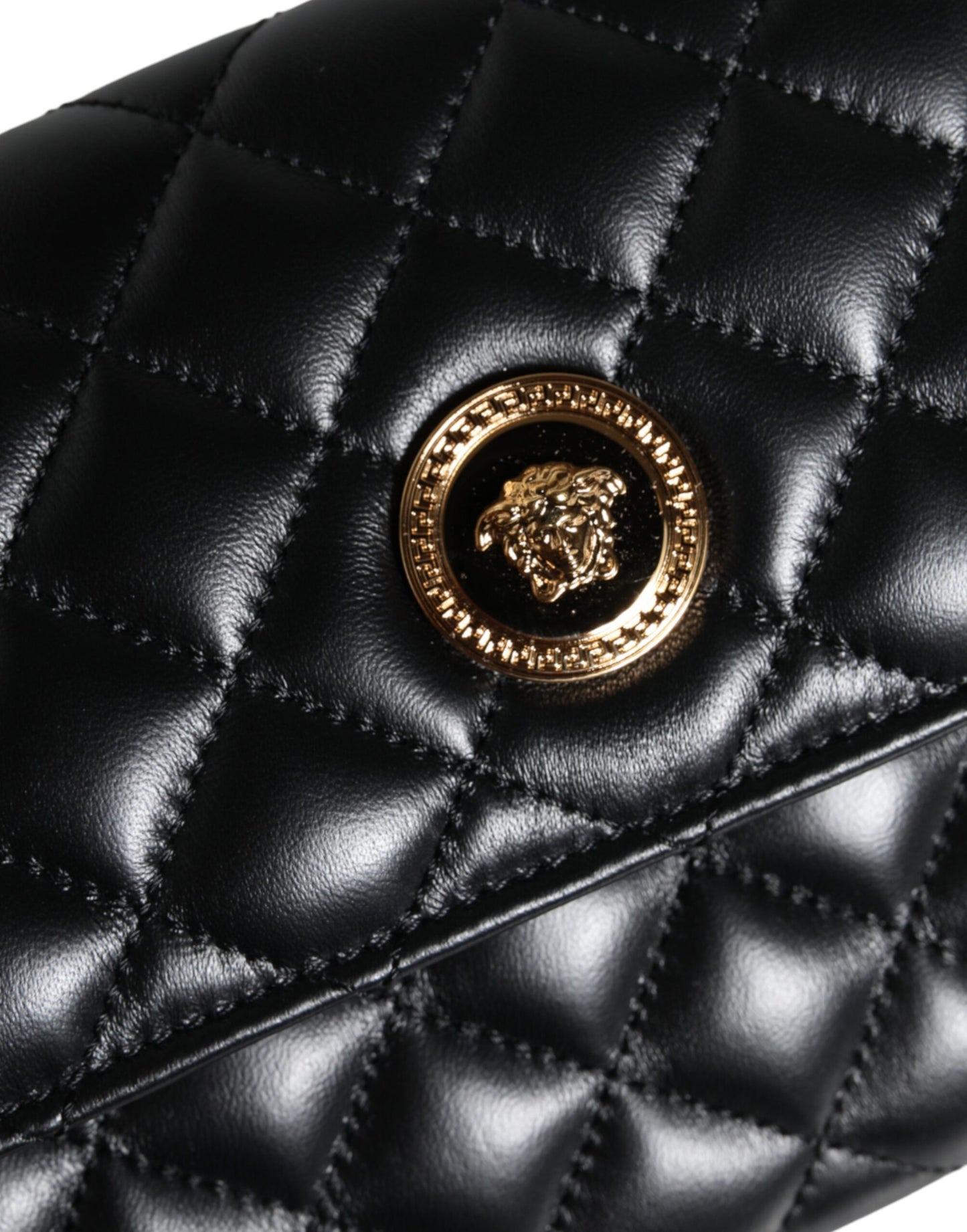 Sac bandoulière Versace en cuir nappa matelassé noir