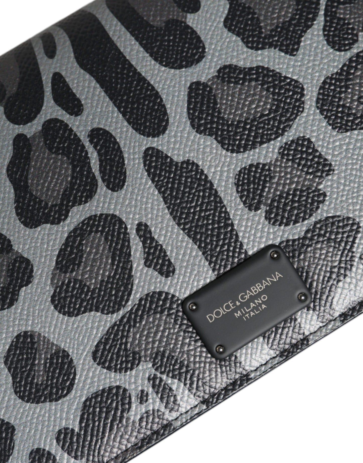 Dolce & Gabbana – Schwarz-graue Umhängetasche aus Leder mit zweifachem Kartenfach und Leopardenmuster