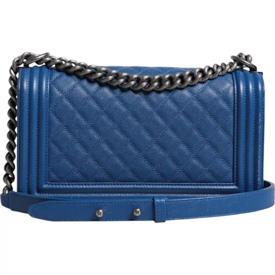 Chanel – Mittelgroße Umhängetasche aus blauem Lammleder mit Doppelkette
