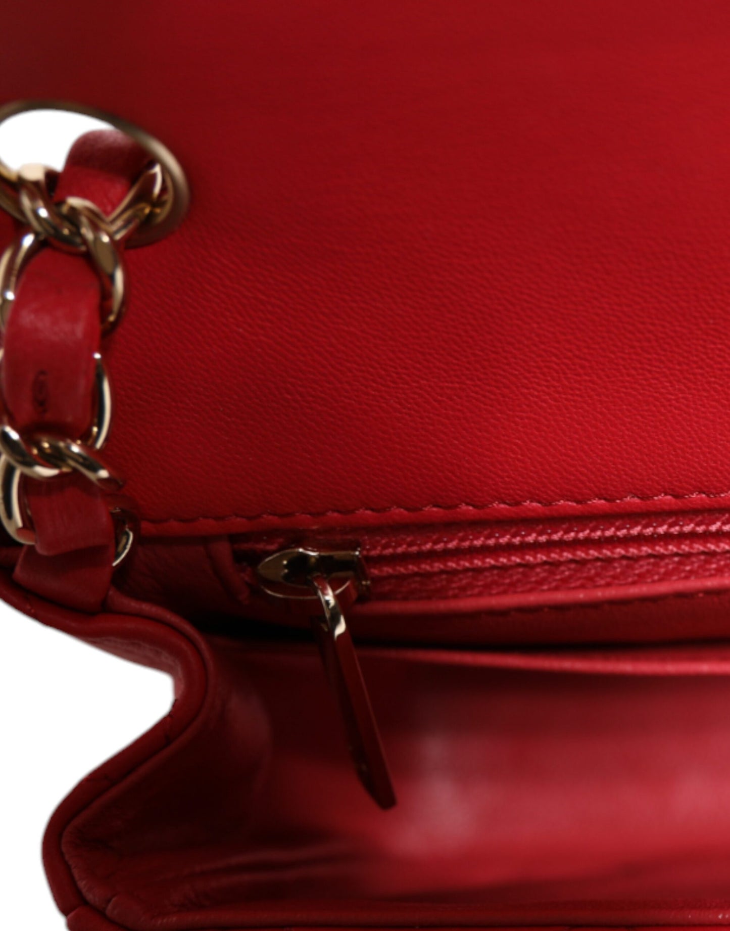 Chanel Pink Matelasse Chain Schultertasche aus Lammleder Mini