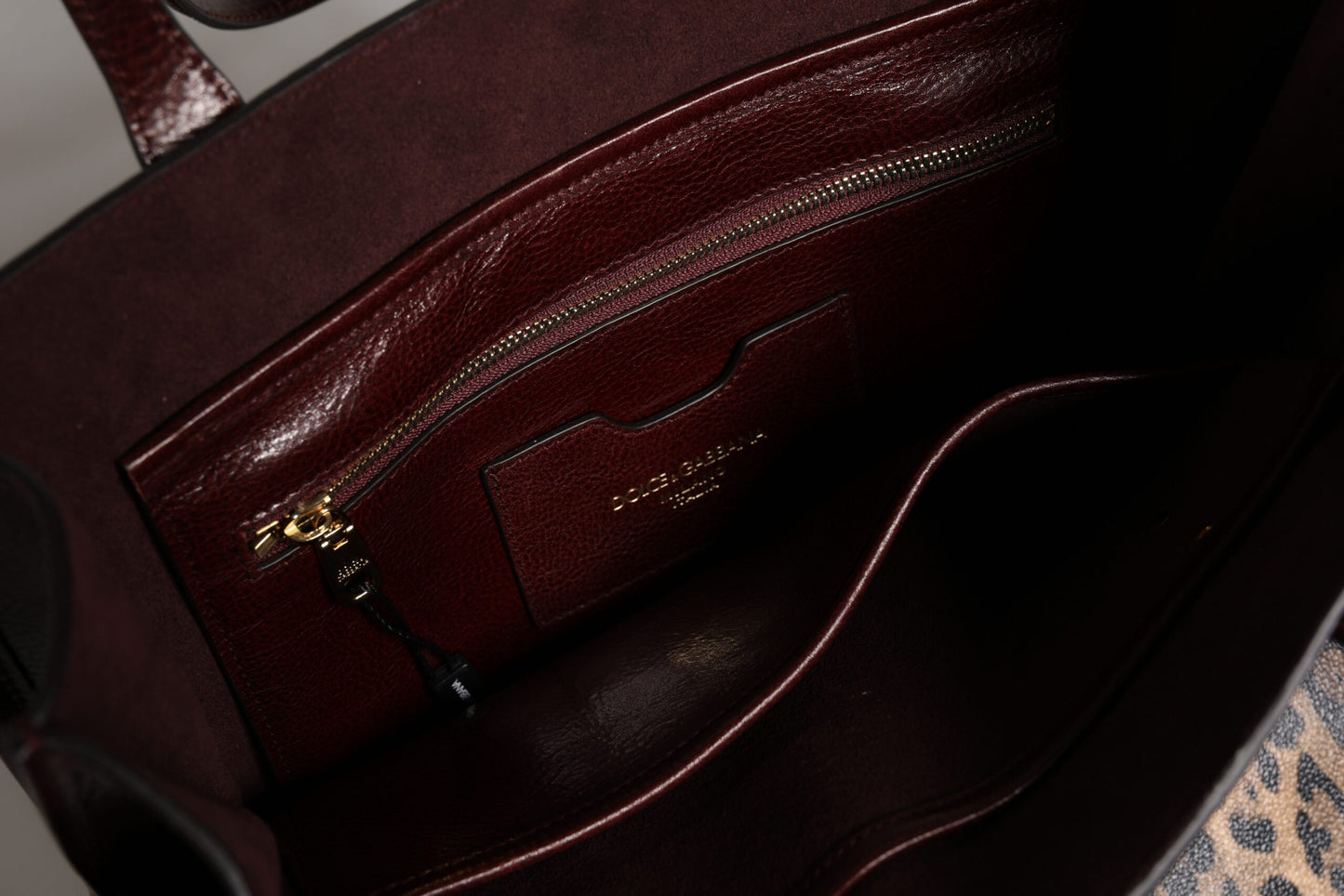 Sac fourre-tout à bandoulière en cuir léopard marron Dolce & Gabbana