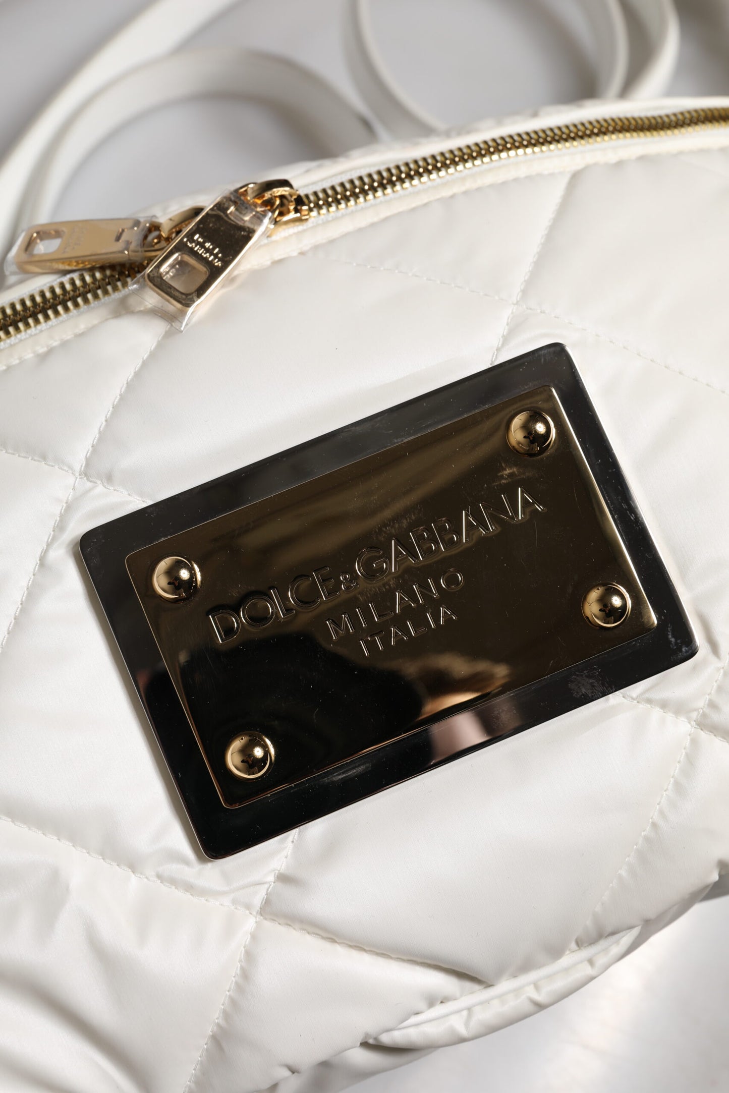 Sac banane Dolce & Gabbana blanc matelassé avec plaque logo