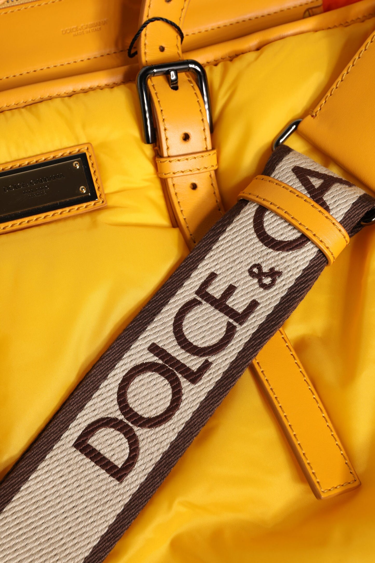 Sac fourre-tout à bandoulière Dolce & Gabbana en nylon jaune orange avec logo