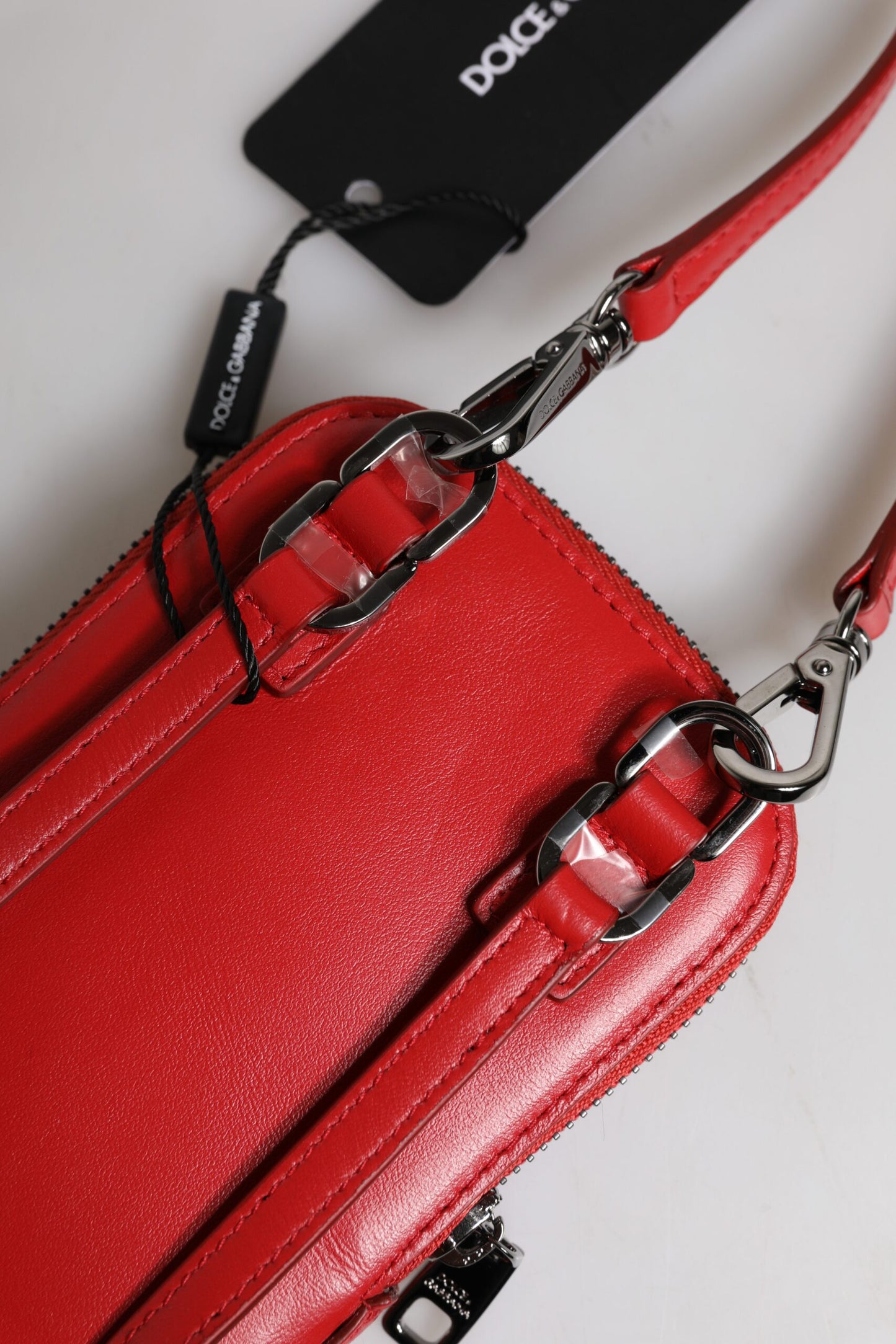 Sac à bandoulière en cuir rouge Dolce & Gabbana pour téléphone