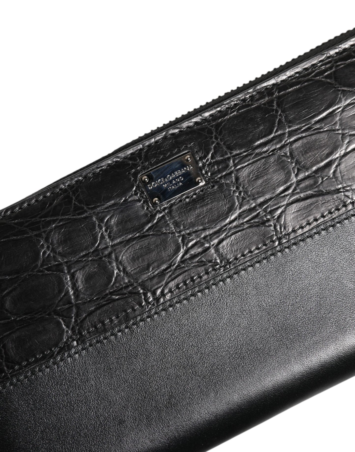 Dolce & Gabbana – Kontinentale Geldbörse mit Rundum-Reißverschluss und Logo-Schild aus schwarzem Leder