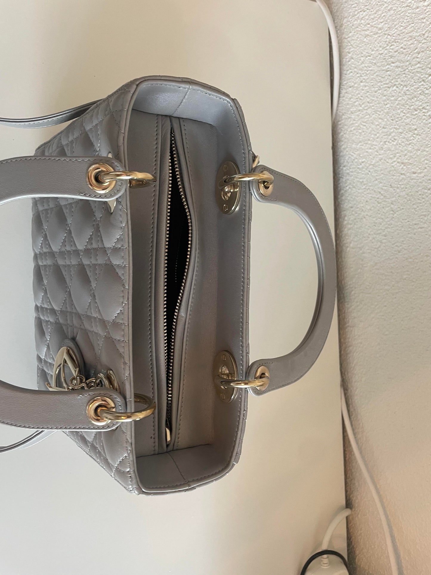 Lady Dior Mittelgraues Lammleder