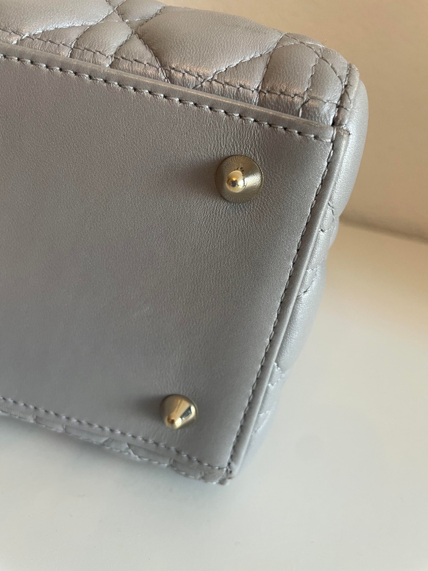 Lady Dior Mittelgraues Lammleder