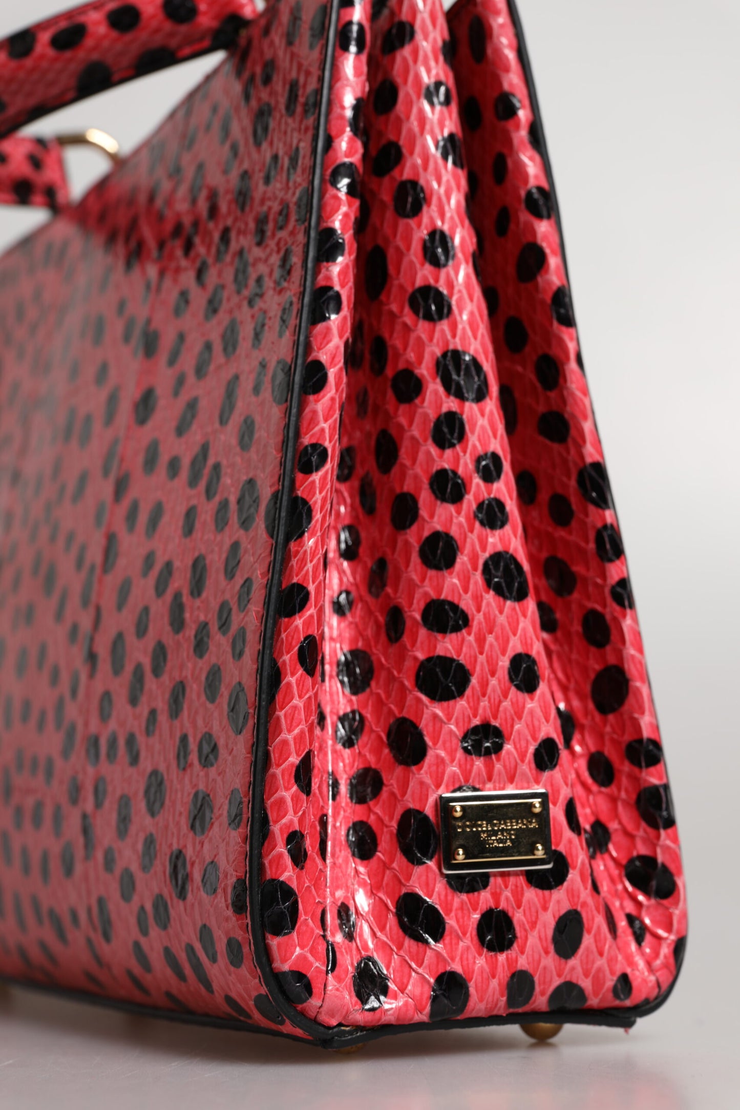 Dolce &amp; Gabbana – Umhängetasche aus exotischem Leder mit Henkel, Rosa