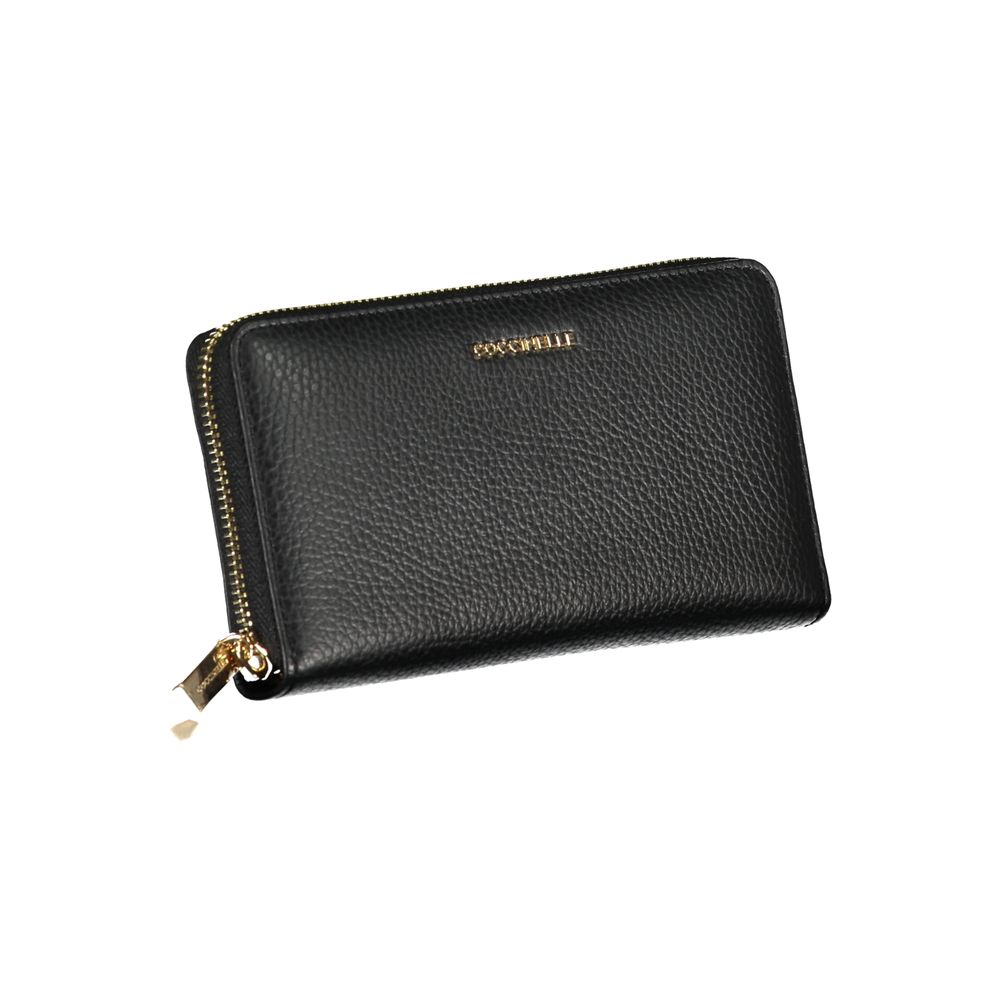 Coccinelle Elegant Leather Wallet With Multiple Compartments