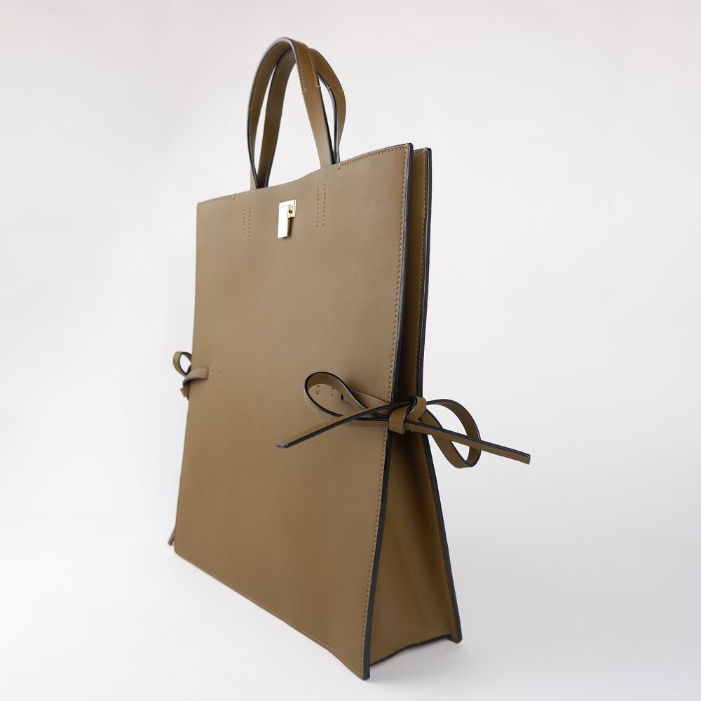 Giada Brown Leather Handbag at The Platonist