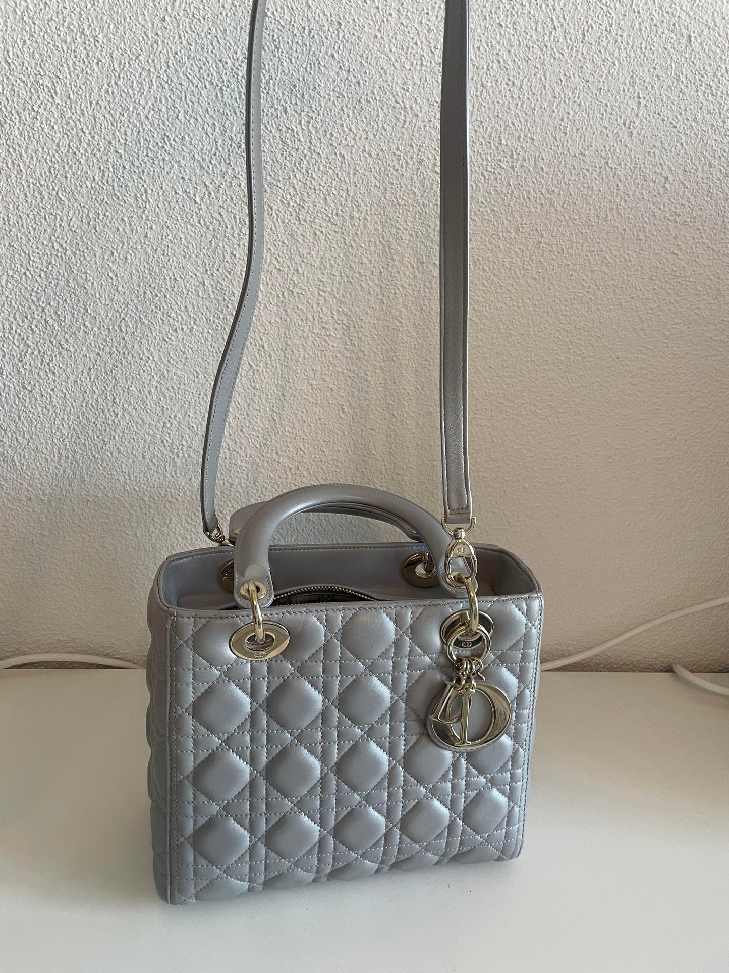 Lady Dior Mittelgraues Lammleder