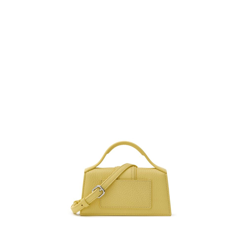 Jacquemus Le Mini Bambino Tasche aus gelbem gehämmertem Leder.
