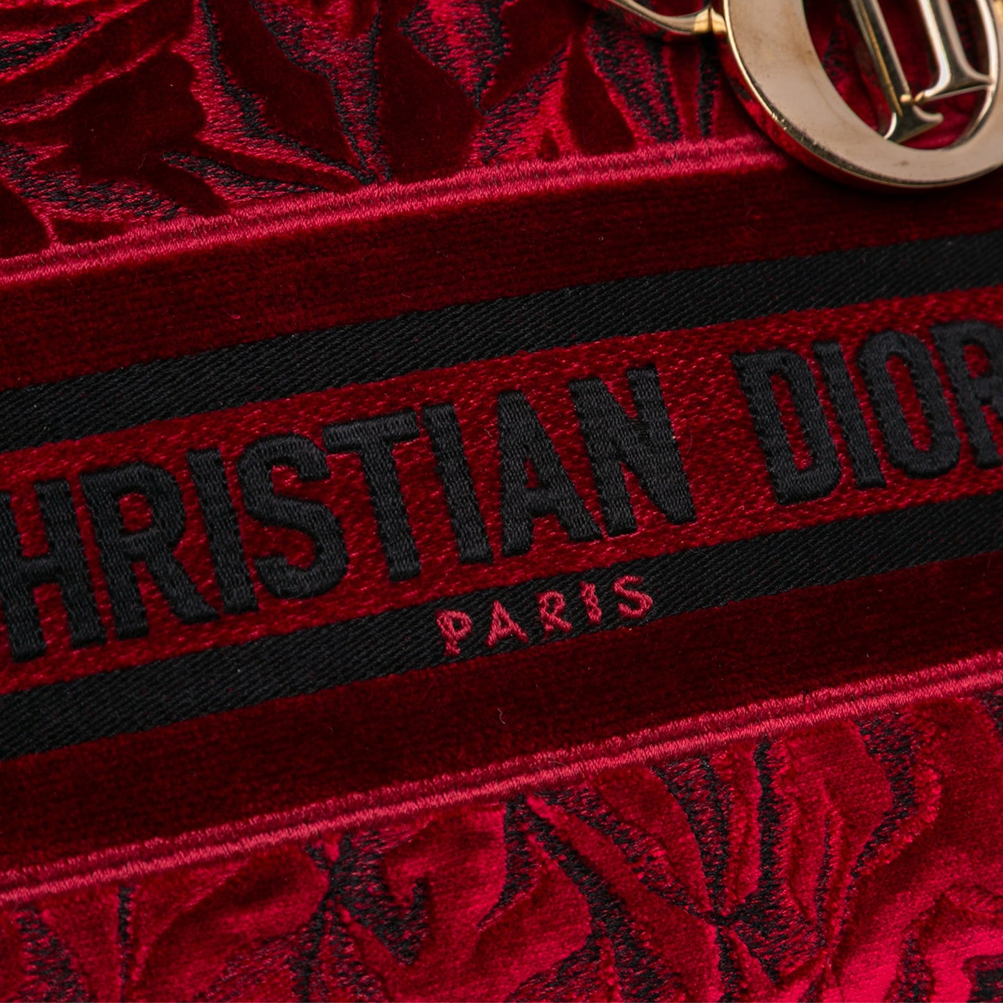 Gebraucht: Dior Lady D-Lite – Medium bestickter Samt „Rosen“ (2021)